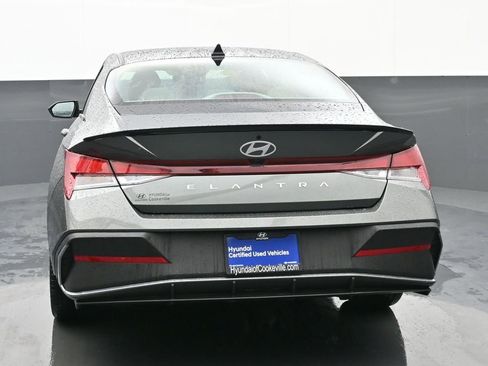 Certified 2025 Hyundai Elantra Sport image 7