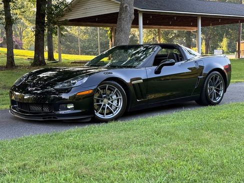 Used 2013 Chevrolet Corvette Grand Sport w/ 3LT Preferred Equipment Group RWD image 12