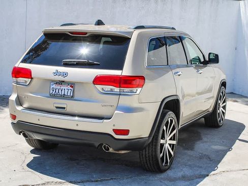 Used 2014 Jeep Grand Cherokee Limited w/ Luxury Group II AWD/4WD image 9