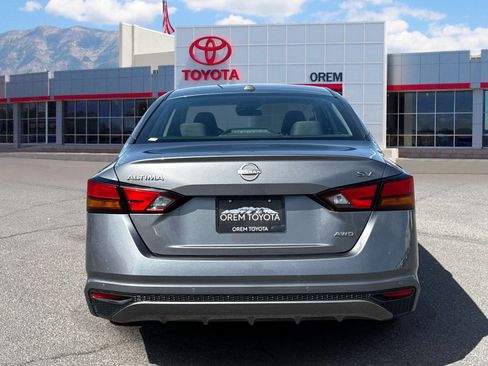 Used 2024 Nissan Altima 2.5 SV AWD/4WD image 4