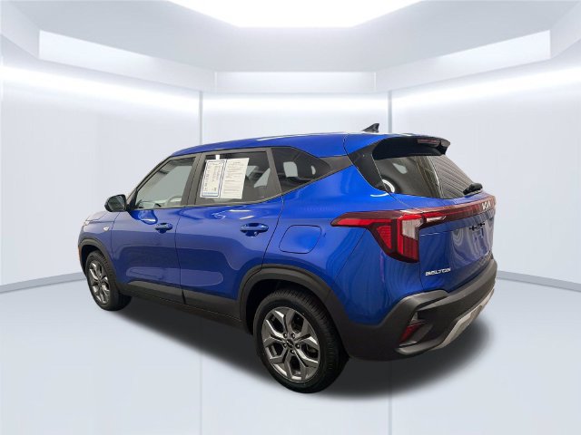 Certified 2024 Kia Seltos LX AWD/4WD image 4
