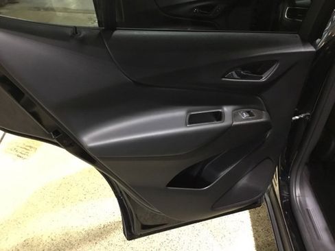 Used 2024 Chevrolet Equinox LT image 40