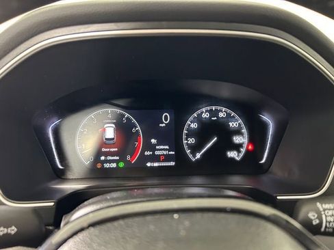Used 2024 Honda Pilot Touring image 18