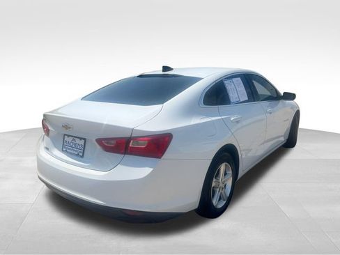 Used 2022 Chevrolet Malibu LS FWD image 10