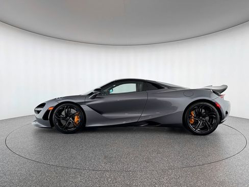 New 2026 McLaren 750S Spider image 2