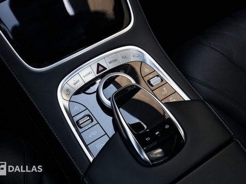 Used 2020 Mercedes-Benz Maybach S 650 image 31