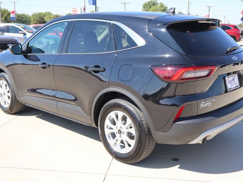 Used 2023 Ford Escape Active image 8
