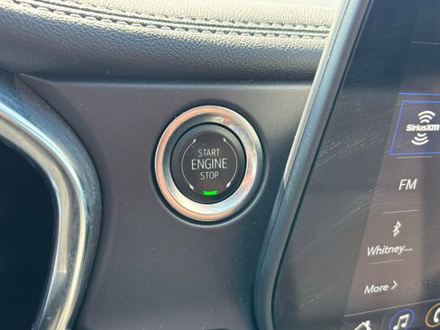 Used 2025 Chevrolet Blazer LT image 11