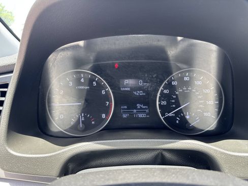 Used 2018 Hyundai Elantra SE FWD image 30