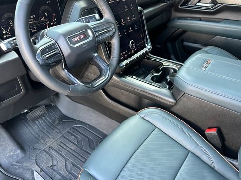 Used 2026 GMC Yukon AT4 image 9