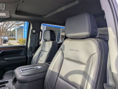 Used 2022 GMC Sierra 1500 Denali image 14