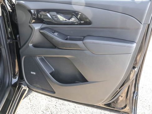 Used 2023 Chevrolet Traverse RS w/ LPO, Floor Liner Package image 39