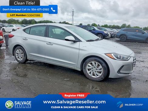 Used 2018 Hyundai Elantra SE w/ Cargo Package FWD image 5