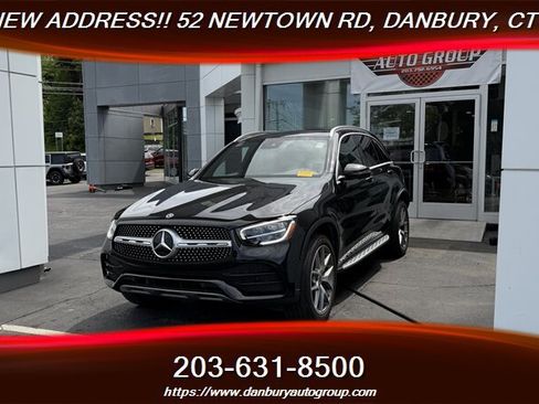 Used 2022 Mercedes-Benz GLC 300 4MATIC image 1