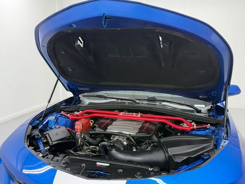 Used 2016 Chevrolet Camaro SS image 43