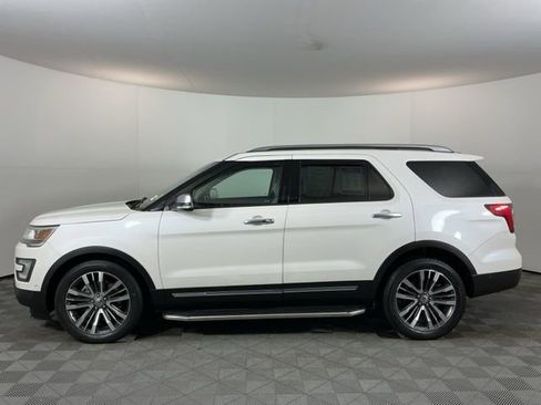 Used 2016 Ford Explorer Platinum image 8