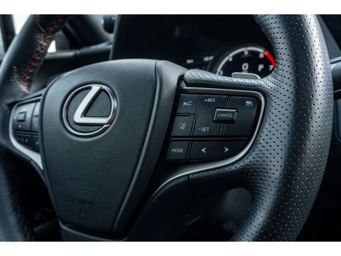 Used 2023 Lexus UX 250h F Sport image 28