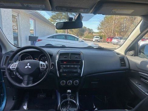 Used 2011 Mitsubishi Outlander Sport SE image 16