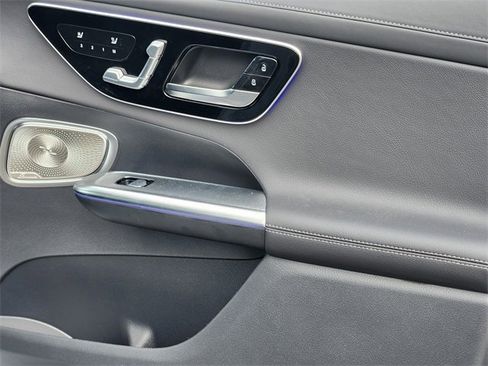 Certified 2026 Mercedes-Benz GLC 300 4MATIC image 21