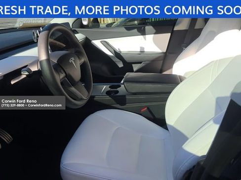 Used 2022 Tesla Model Y Performance image 8