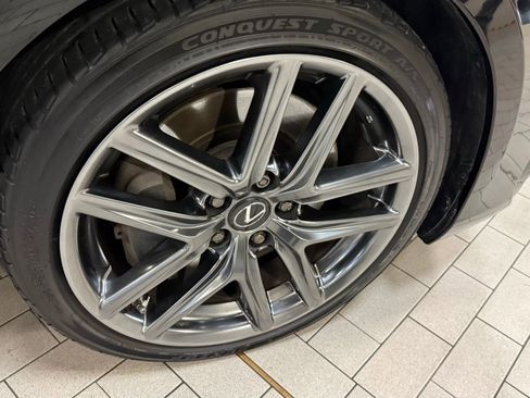 Used 2019 Lexus IS 300 AWD image 13