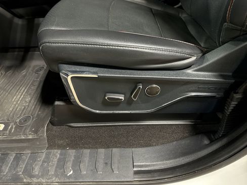 Used 2021 Ford F150 Lariat image 30