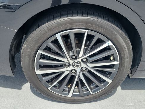 Certified 2024 Lexus ES 350 w/ Premium Package FWD image 7