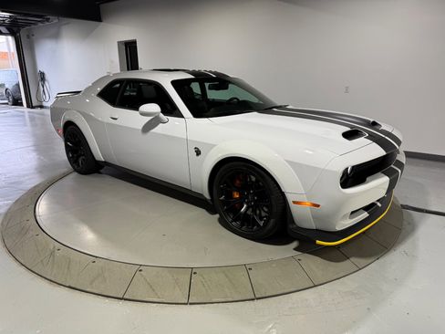 Used 2023 Dodge Challenger SRT Hellcat RWD image 10