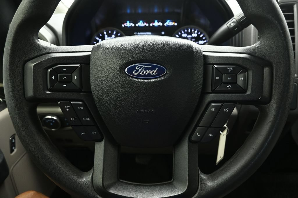 Used 2022 Ford F250 XL w/ Power Equipment Group AWD/4WD image 25