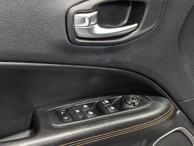 Used 2020 Jeep Compass Limited AWD/4WD image 15