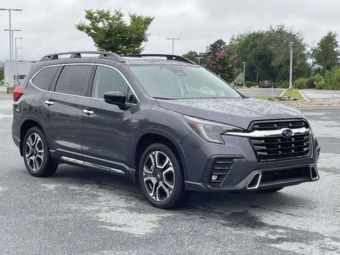 Used 2024 Subaru Ascent Touring AWD/4WD image 1