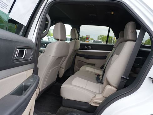 Used 2018 Ford Explorer 4WD image 18