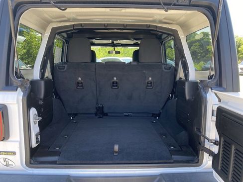 Used 2021 Jeep Wrangler Unlimited Sport image 12