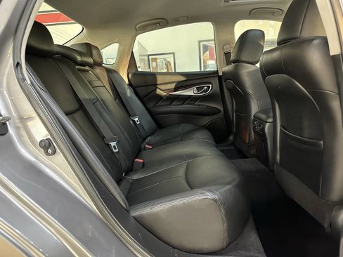 Used 2013 INFINITI M35 w/ Premium Pkg image 15