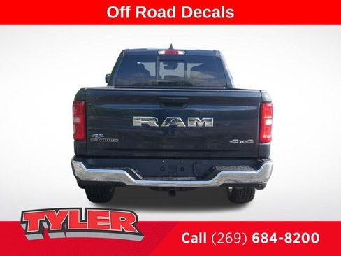 New 2026 RAM 1500 Big Horn AWD/4WD image 7
