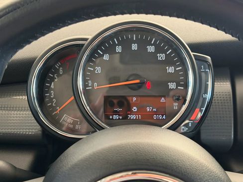 Used 2019 MINI Cooper 2-Door Hardtop FWD image 30