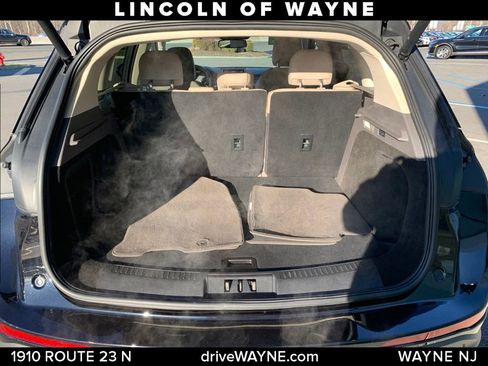 Certified 2022 Lincoln Corsair AWD w/ Equipment Group 101A image 6