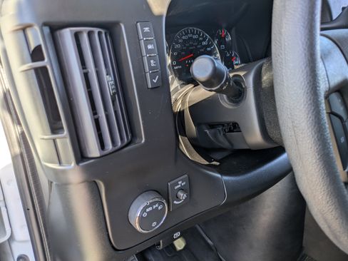 Used 2023 Chevrolet Express 3500 LS image 20