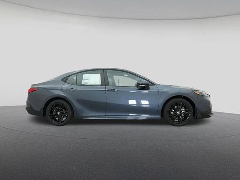 New 2026 Toyota Camry SE image 27