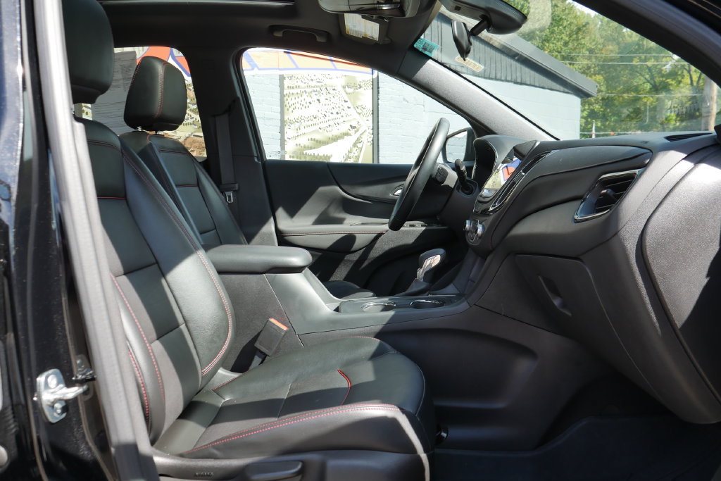Used 2024 Chevrolet Equinox RS w/ RS Leather Package AWD/4WD image 9