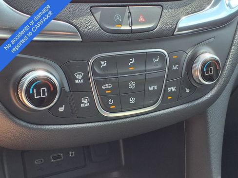 Used 2024 Chevrolet Equinox LT FWD image 27