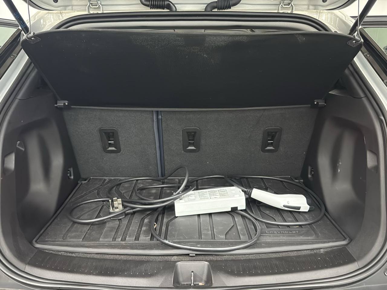 Used 2023 Chevrolet Bolt EUV Premier w/ Sun & Sound Package FWD image 24