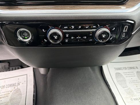 Used 2022 Chevrolet Silverado 1500 LT image 21