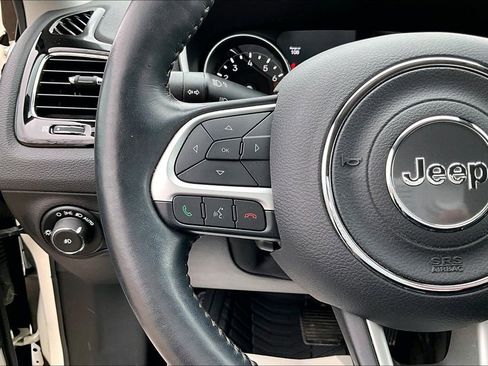 Used 2019 Jeep Compass Limited AWD/4WD image 17