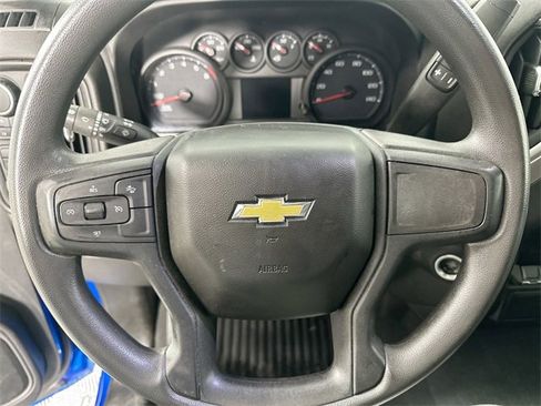 Used 2022 Chevrolet Silverado 1500 Custom image 18
