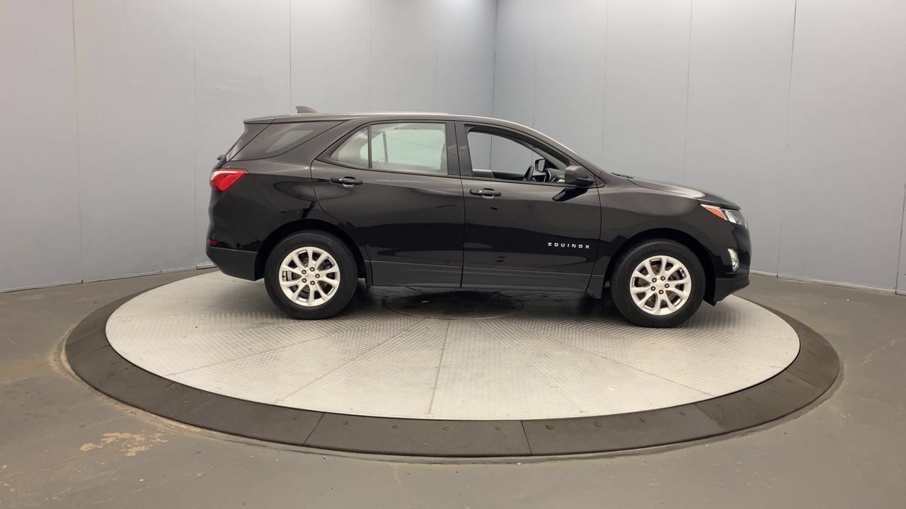 Used 2019 Chevrolet Equinox LS AWD/4WD image 6