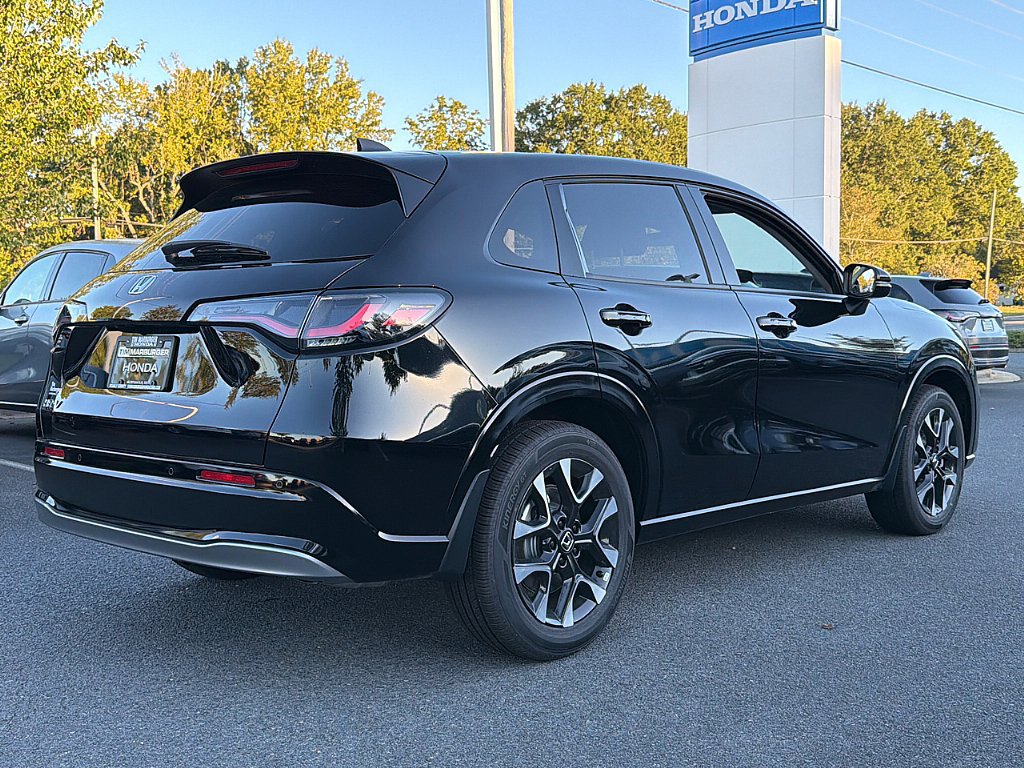 New 2027 Honda HR-V EX-L image 2