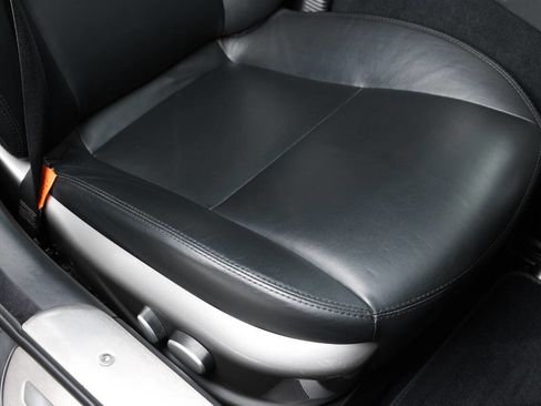 Used 2002 BMW Z8 image 43