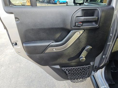 Used 2016 Jeep Wrangler Unlimited Sport image 14