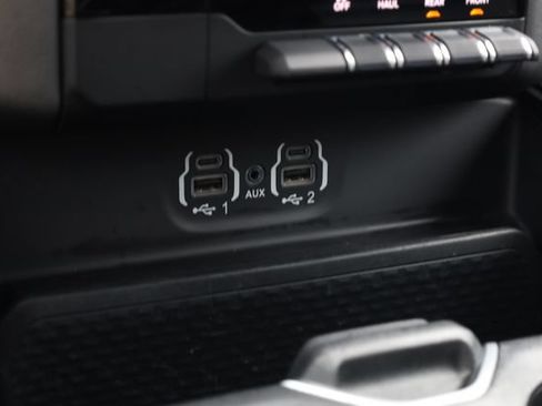 Used 2022 RAM 1500 Laramie w/ Sport Appearance Package AWD/4WD image 20